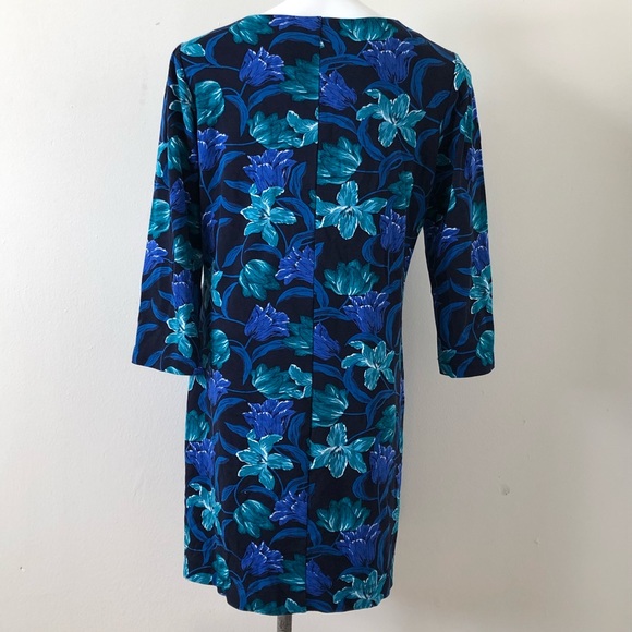 Draper James Nassau Navy Winter Floral Shift Dress Size Medium - Picture 4 of 7